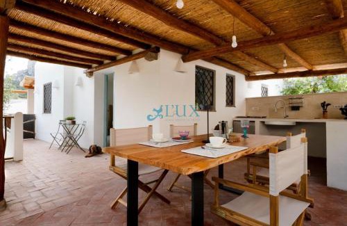San Pantaleo Apartment | Casa Frangipani