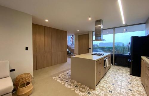 Juan de Acosta House | Casa frente a la playa