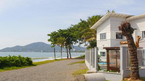 Penha House | Casa frente mar - Penha/SC