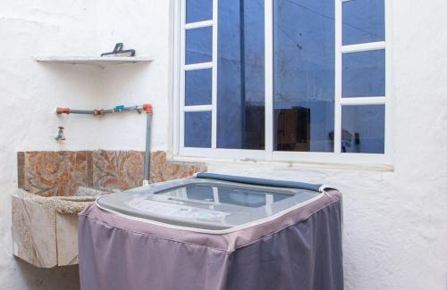 Manta House | Casa, fresco, privado y tranquilo AC WIFI