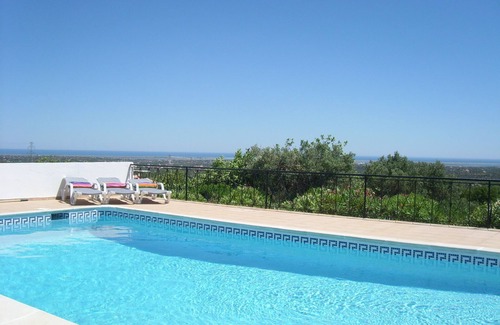 Vale Grande Villa | "Casa Fuschia" A Beautiful Villa With Private Pool And Magnificent Sea Views!