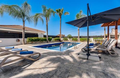 Ayia Thekla Villa | Casa Giovanni By Ezoria Villas