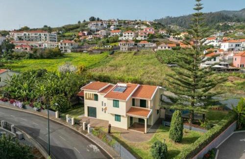 Ponta do Sol House | Casa Giri