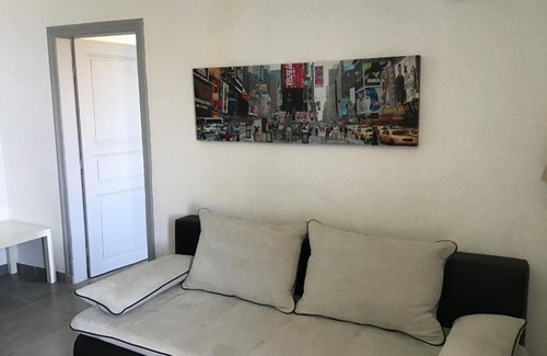 Porticciolo House | Casa giuliani