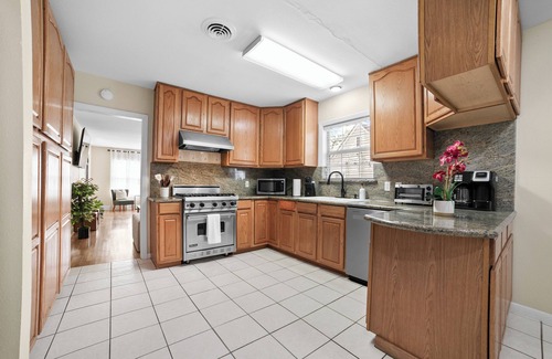 Hancock House | Casa Grande ATX · Central Austin · Spacious 5BR Retreat w/Hot Tub & Game Patio