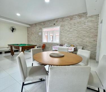 Balneario Praia do Pernambuco House | Casa Grande Com Piscina Guaruja