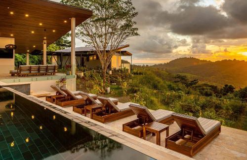 Tres Rios Villa | Casa Grande del Mar - by Pura Villas