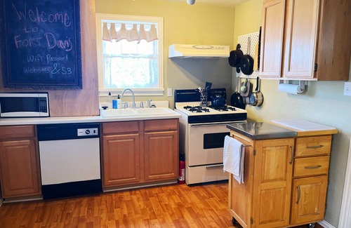Fort Davis House | Casa Hermosa. The Starlight and King suite. 2 units for 1 price.