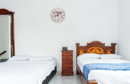 San Sebastian de Mariquita Hotel | Casa Hotel Victoria Real