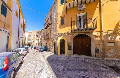 Old Town House | Casa Ilenia Cefalù