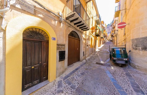 Old Town House | Casa Ilenia Cefalù