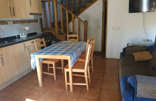 Puente Nuevo Cottage | Casa Independiente, Zona Exterior con Barbacoa y Muebles de Exterior