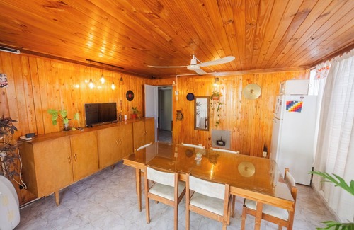 Godoy Cruz House | Casa Jade: Bright and warm home with swimming pool