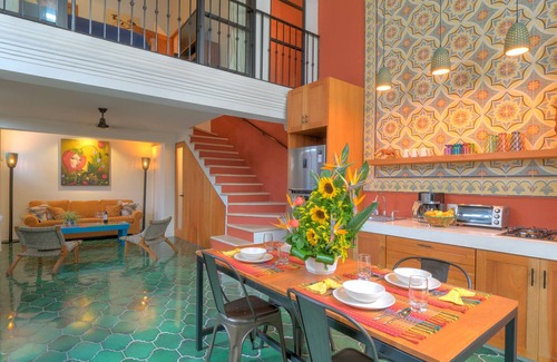 Centro House | Casa Jirafa, lovely loft in Santa Lucia