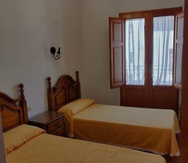 Yatova House | Casa Josefina