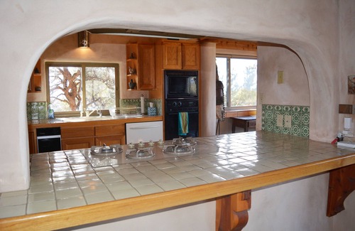 Taos House | Casa Julia Beautiful Secluded 2 Bedroom 2 Bath Home with Million Dollar Views