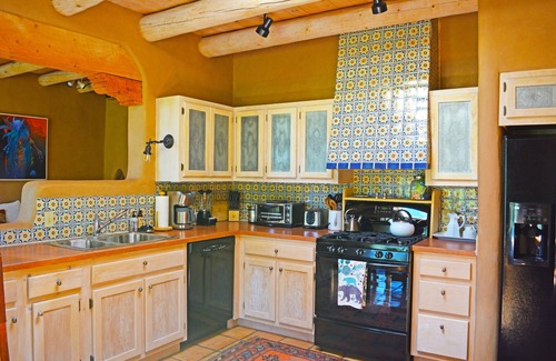 Arroyo Seco House | Casa Kachina and Guest House in Beautiful Los Altos Great Mountain Views