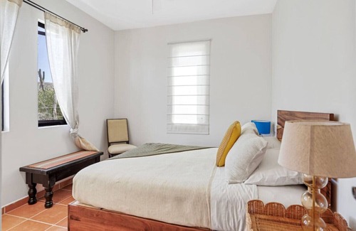 El Pescadero House | Casa Kafka: Intimate Casita with Starlit Tub