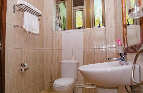 Makueni Hotel | Casa Kalimbini