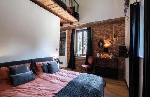 Asti Villa | Casa Klous