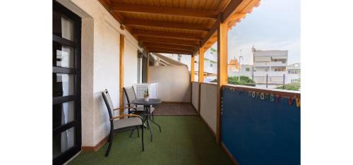 Adeje Apartment | Casa Krisma, Fabulous Modern Spacious 2 bedrooms apartment, Remote Work, Fast WIFI, Parking and AC