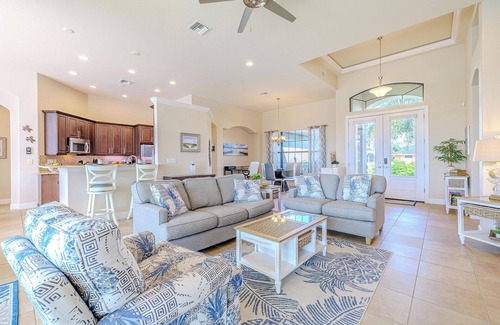 Pelican Villa | Casa La Raya: 3 BR, 2.5 BA Villa in Cape Coral, Sleeps 8
