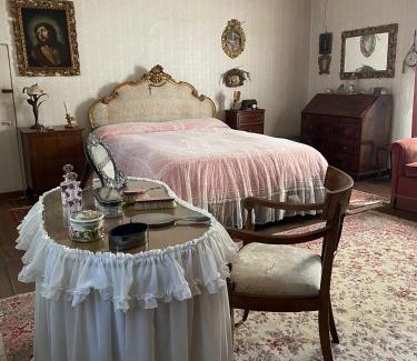 Galluzzo Apartment | CASA LA TORRE un castello alle porte di Firenze