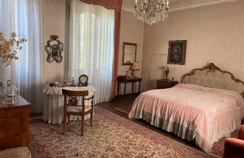 Galluzzo Apartment | CASA LA TORRE un castello alle porte di Firenze