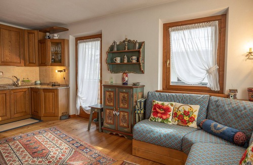 Vodo Cadore Apartment | Casa Le Vivane, with baklcony and view