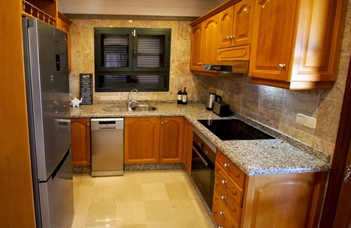 Playa Blanca Villa | Casa Leila - A romantic, adults-only, luxury, private villa to rent in Faro Park