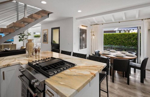 Olde Solana Beach House | Casa Lenta · Ultra Luxe Beach House steps from the Sand!