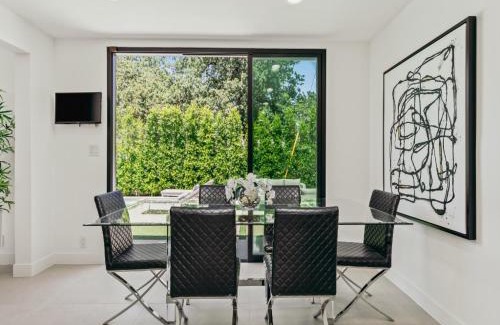 Encino Apartment | Casa Leona