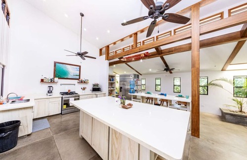 Playa Colorado House | Casa Lia Rose - Steps from the Beach!