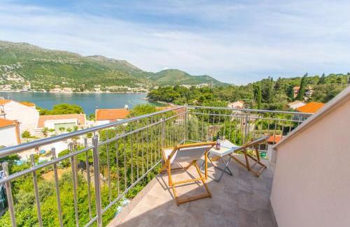 Zaton Apartment | Casa Lidia - Modern & Spacious & Few Steps to Beach & Breathtaking View