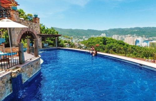 Club Deportivo House | Casa Lisa