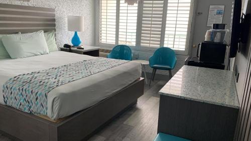 Panama City Beach Hotel | Casa Loma Panama City Beach - Beachfront