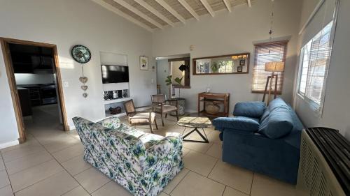 Las Colinas de Peralta Ramos House | Casa Lopez - Casa en Faro para 6 PAX a 4 cuadras del mar - Hola Sur