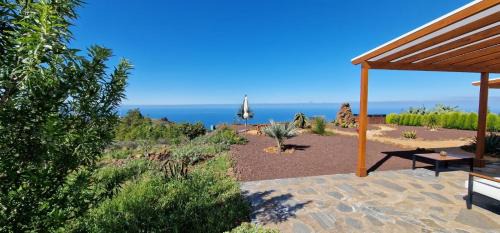 Puntagorda House | Casa Los Almendros Jacuzzi Garden