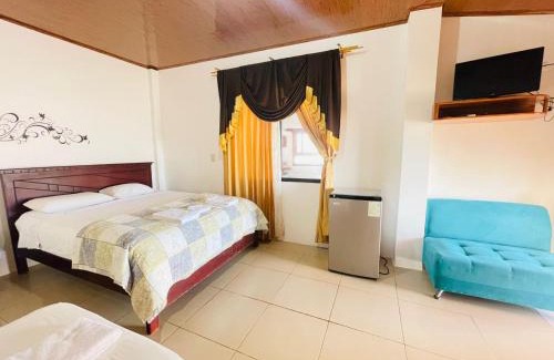 Puerto Villamil House | Casa Los Delfines