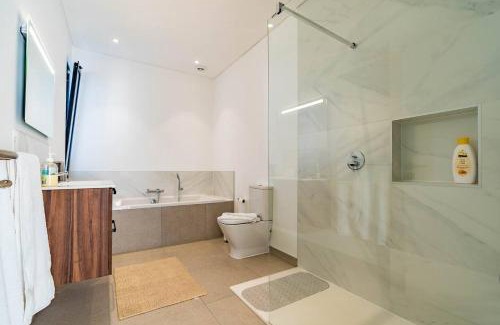 Estreito da Calheta House | Casa Luciano