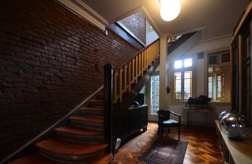 Downtown Santiago Bed & Breakfast | CASA LUCRECIA