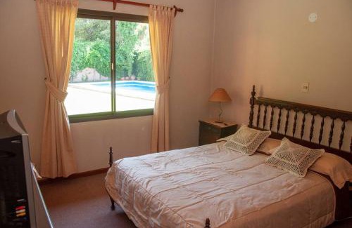 Cuyo House | Casa luminosa con pileta ¡ideal para descansar!