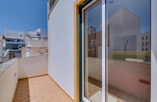 Cavacos House | Casa Luz - Quarteira