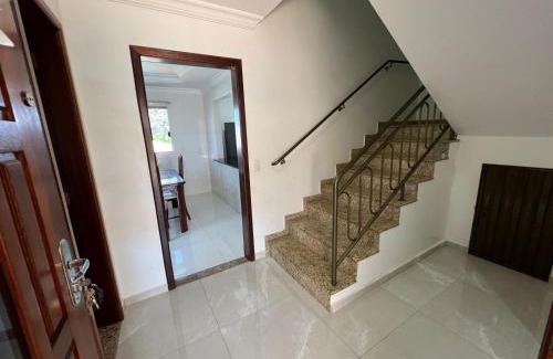 Foz do Iguacu House | Casa Luz - triplex com piscina