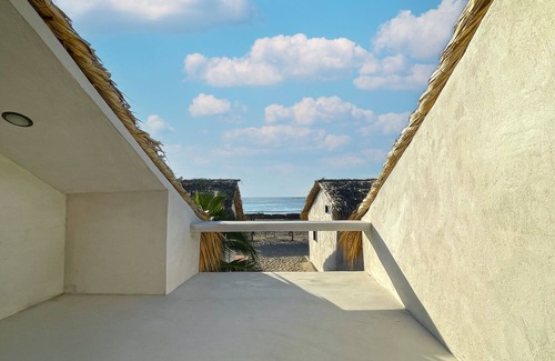 El Azufre House | Casa M - a house by the sea