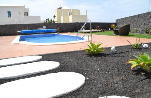 Playa Blanca Villa | Casa Mabel