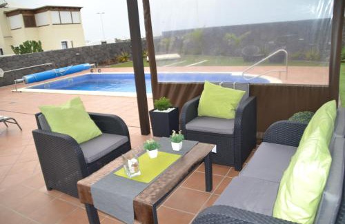 Playa Blanca Villa | Casa Mabel
