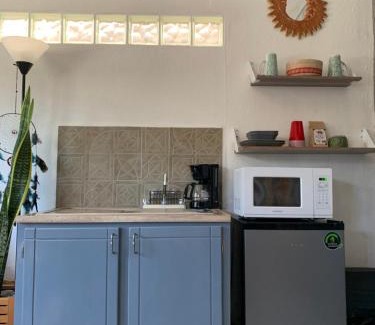 La Paz Apartment | Casa Madero #1, Central Studio Apartment 1 Block From Malecon