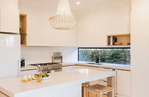 Mildura House | Casa Magnolia- Inner City Luxury + Holiday Comfort