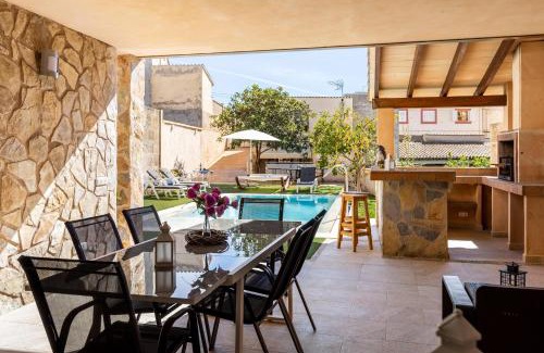 Capdepera Ski Chalet | Casa Magui